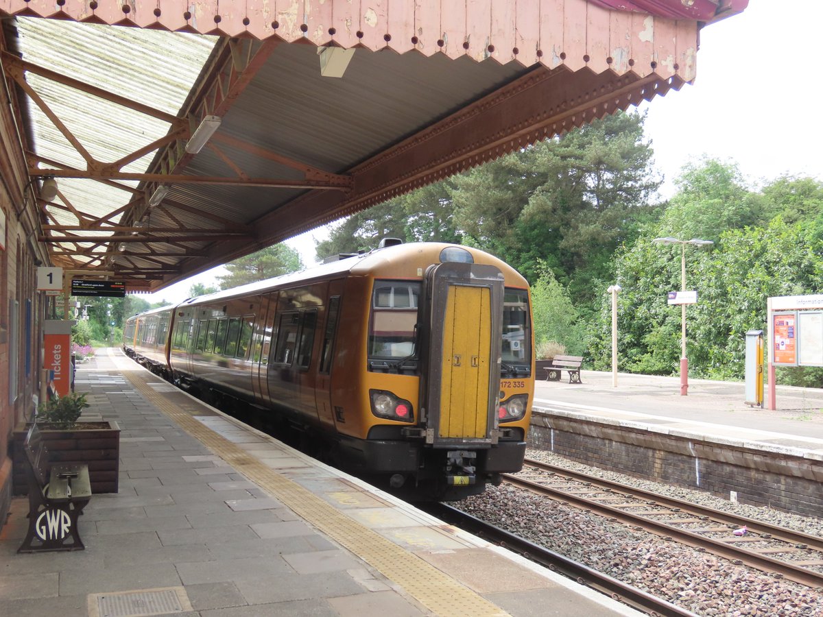ellrbrown's tweet image. Henley-in-Arden. #Class172 London Midland 172 343 in June 2016. @WestMidRailway 172 335, end of May 2025 (Saturday last week).