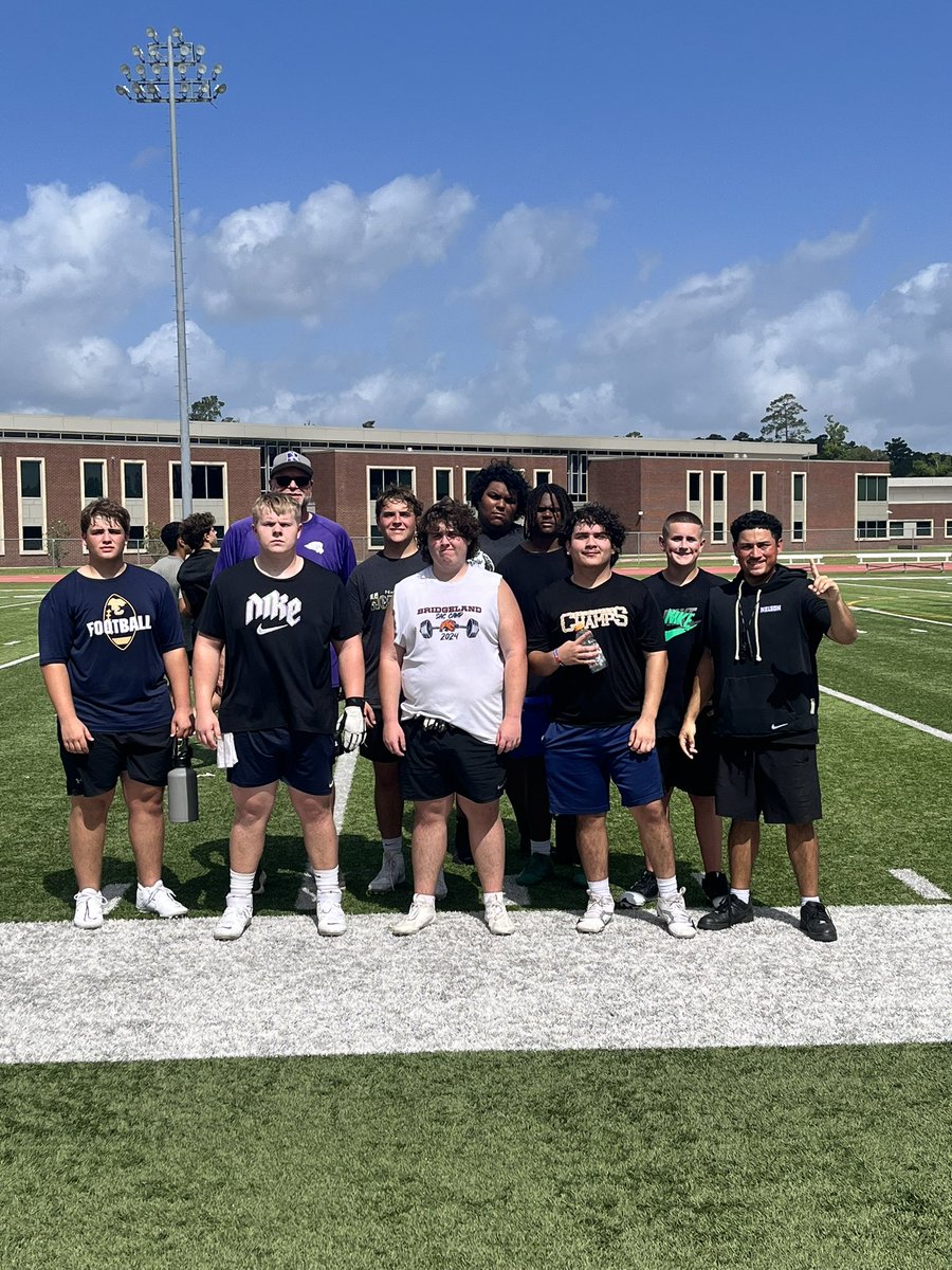 Garrison_Oline's tweet image. Great day competing at Nelson University football camp.