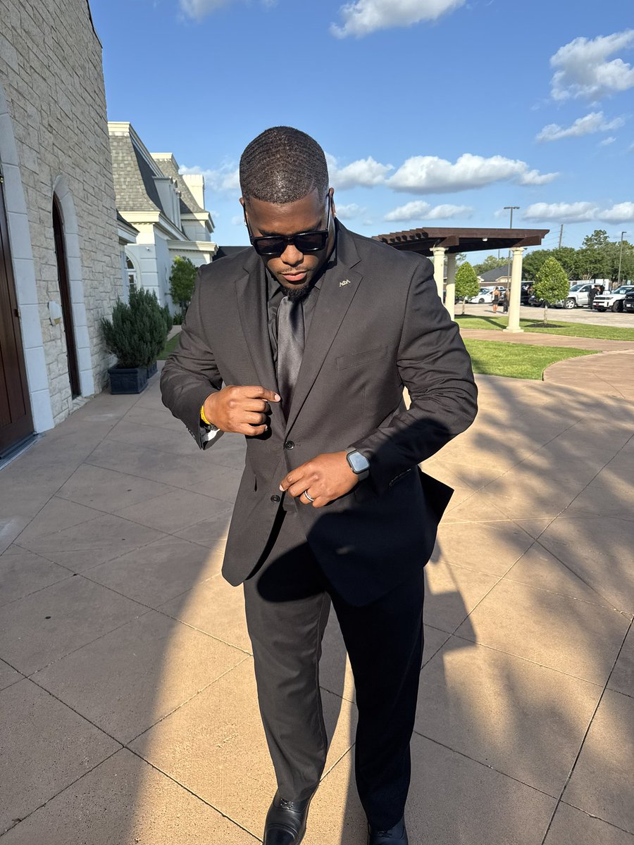 Michael T. Mitchell ll tweet media