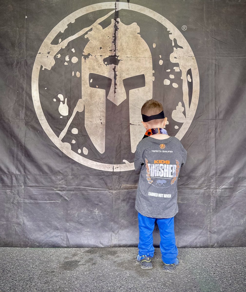 RtBenjami's tweet photo. L’important és participar i acabar 💪🏻💪🏻

#minispartano #petitencampadà #spartan

@ComuEncamp 
@SpartanRace https://t.co/b9AdAdOHyM