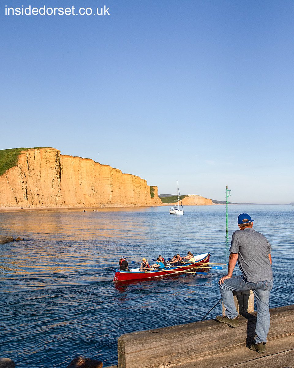 West Bay ☀️ 

Enjoying the view on a sunny evening. 

#WestBay #JurassicCoast #Sunset #Summer #BeachLife #Dorset