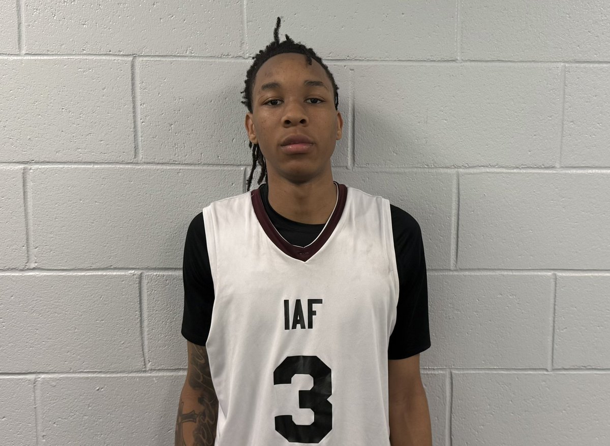 2028 Ka’Shawn Gill (Flint International/The Family) had a very strong showing today at the Grand Valley State team camp.

After receiving some national attention in the Spring, the 6-6 wing is now displaying his dominance to his home state.