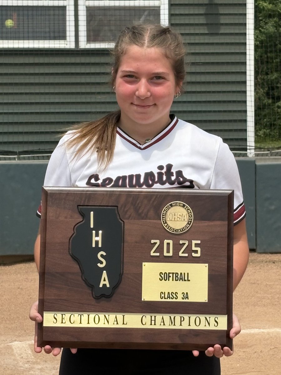 IP_10_Chi's tweet image. Congrats to @TLudwig2028 and #lilrod5 and their respective high school squads for winning their IL 3A and WI D1 sections! Enjoy the ride! @brooklynn_2025 Keep doing your thing too! @IowaPremierFP @IP_10_Chi