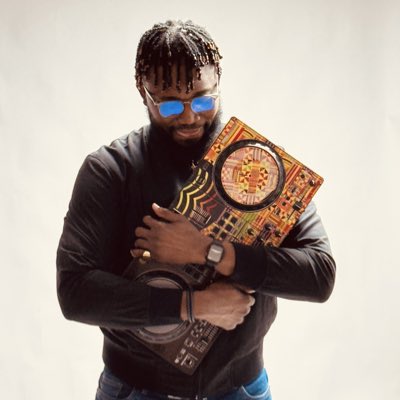 #NewProfilePic Laugh, love &amp; living life like it’s one joyous music 🎶 note at a time: WhereIsPalmWineDJ.com #DrunkOnTheBeat