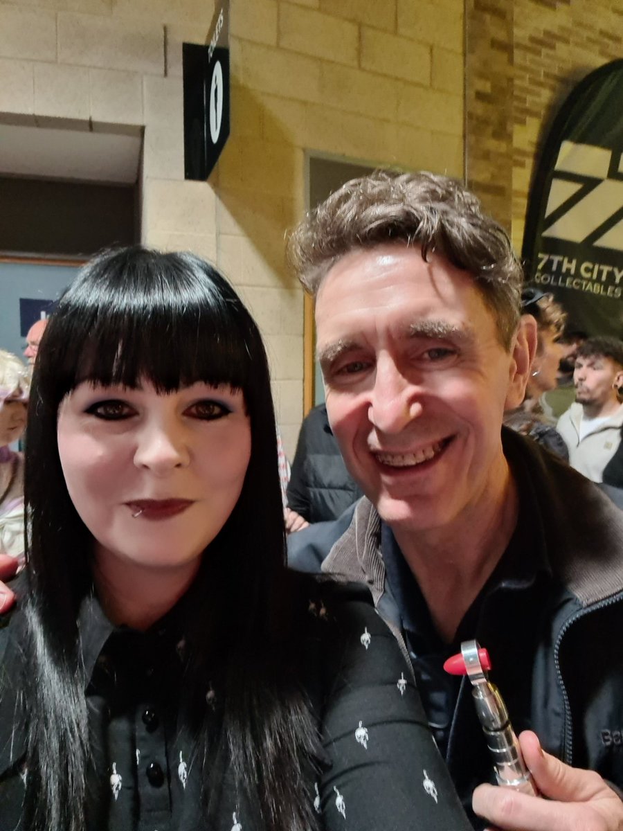 CsDarkrose's tweet photo. Paul McGann &amp; I 🤩
I had a most excellent time at @emconcouk in Nottingham today! https://t.co/SqFxmWwXUZ