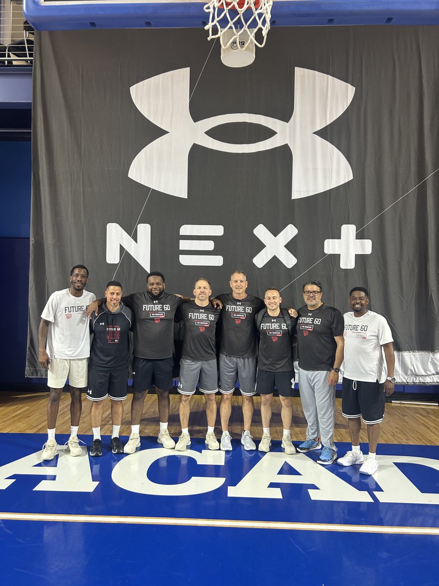 Great knowledge and energy from the Super 60 UA Staff. ⁦⁦<a href="/uanextboyshoops/">uanextboyshoops</a>⁩