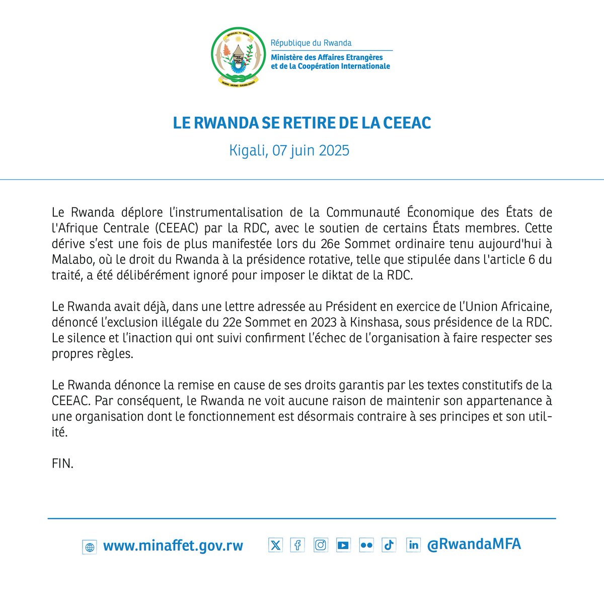 Après l'humiliation subit pendant le sommet de CEEAC par la délégation de l'état terroriste du Rwanda lors de la lecture du communiqué final

Le Gouvernement terroriste du Rwanda se retire de la CEEAC, une énième condamnation des organisations régionales et internationales contre