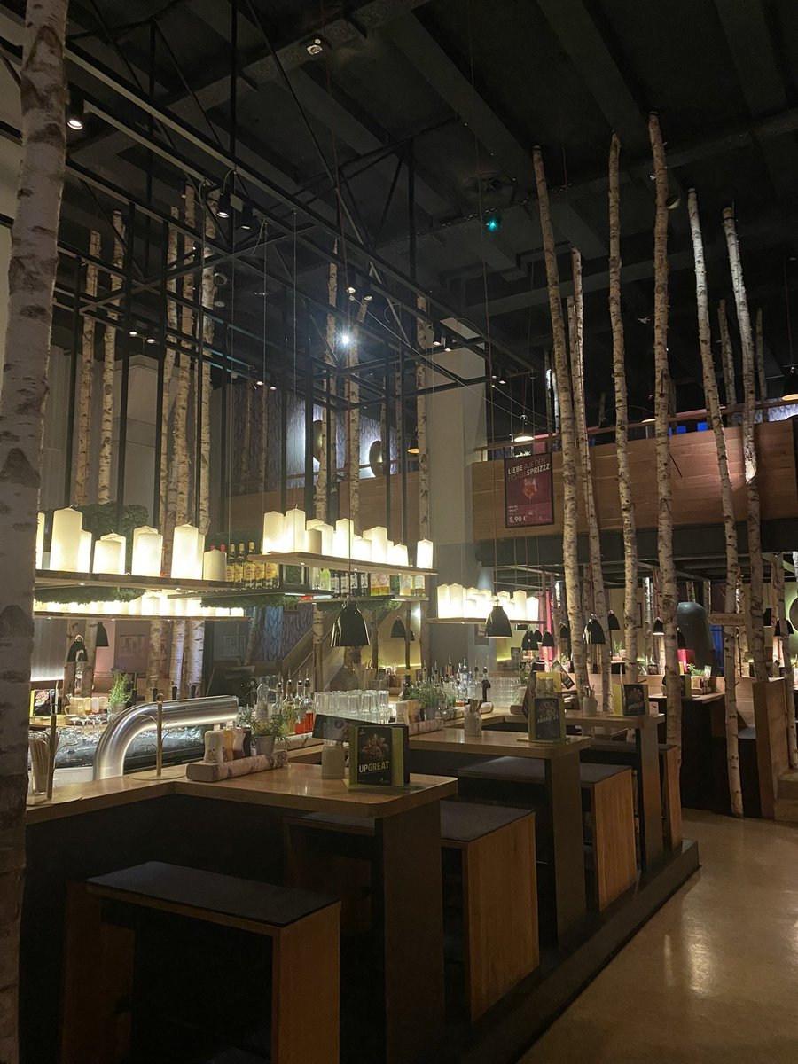 gkhndnzci's tweet image. Birazda yanlış yoldan gidelim hem gezmiş oluruz. #munih 🇩🇪