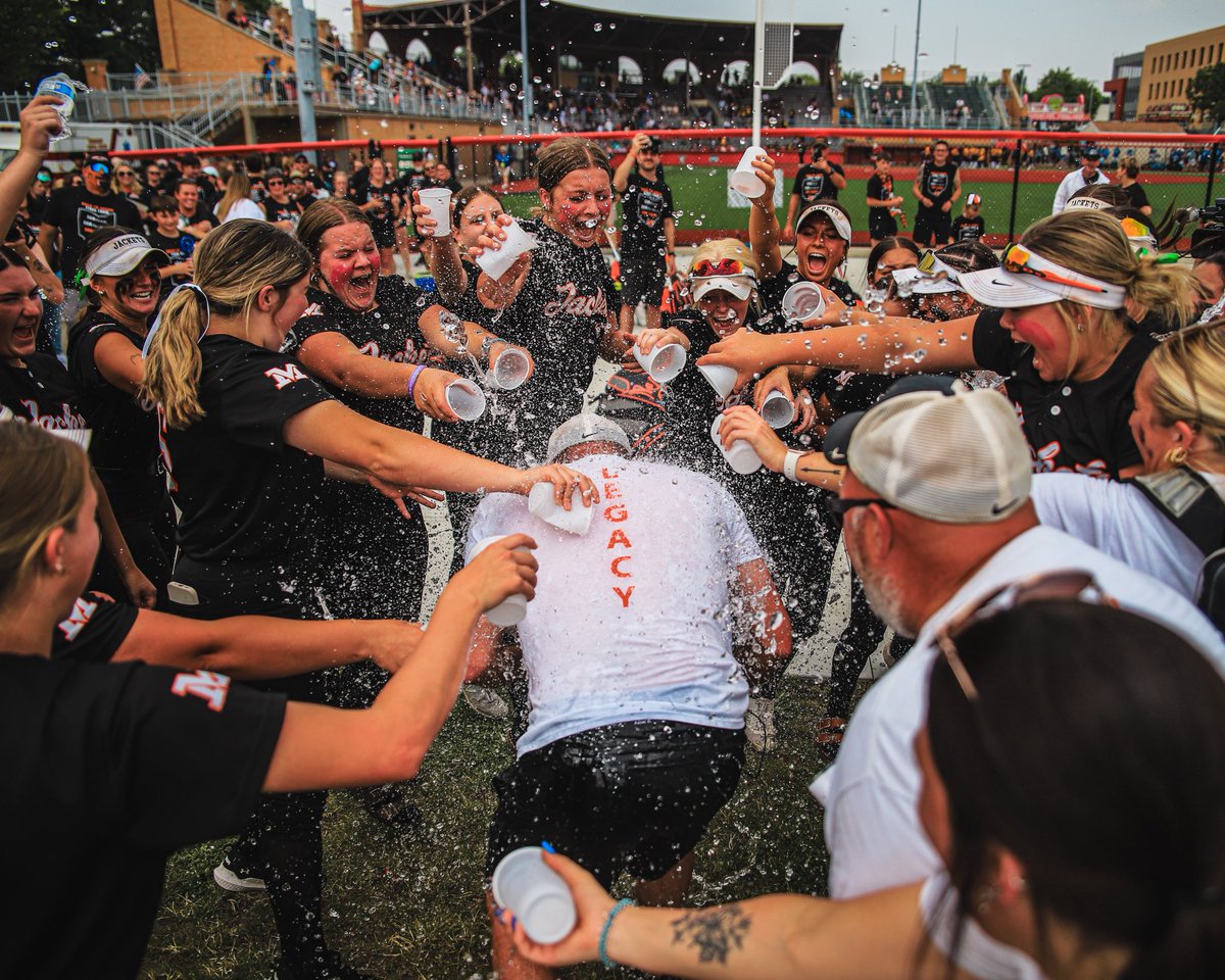 Storied Rivals® tweet media