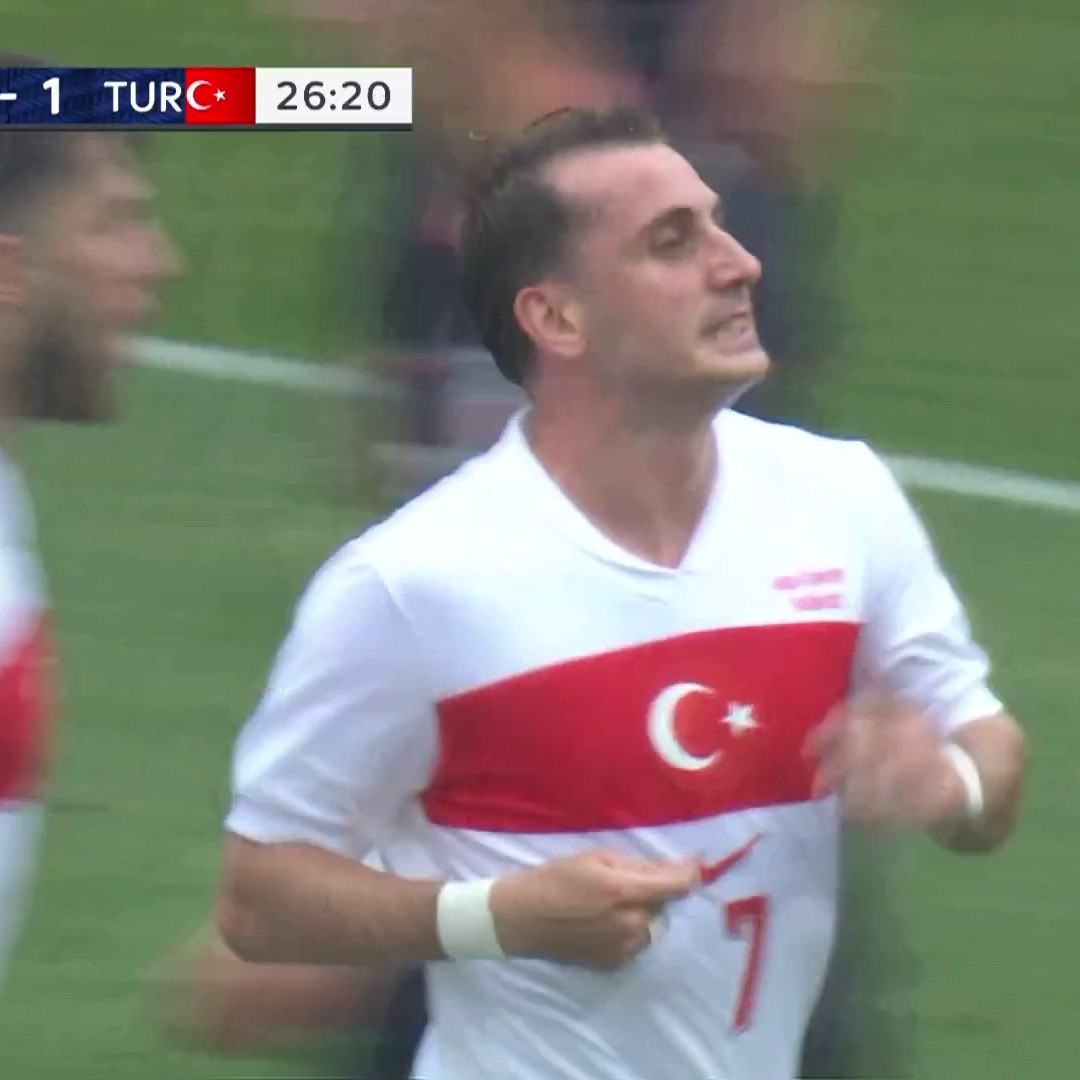 Turkiye lead the USMNT 2-1 at halftime after Kerem Aktürkoğlu's effort gave them the lead. 🇹🇷📺 Telemundo, NBC Universo & Peacock