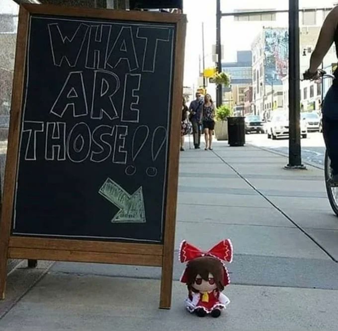 Fumos In Unusual Places (@unusualfumos) on Twitter photo 