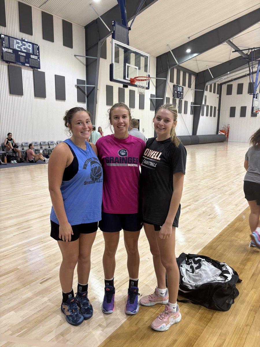 Briley Caldwell (@bcaldwell_14) on Twitter photo Thank you <a href="/LMUWBasketball/">Lincoln Memorial WBB</a> for a great elite camp today! I had a great day competing and learning with my <a href="/Lady_Grizzlies1/">Grainger Lady Grizzlies Basketball</a> and <a href="/Pro1GirlsBball/">Pro One Basketball Club_ Girls</a> teammates. Thank you <a href="/LMUWBasketball/">Lincoln Memorial WBB</a> for a great elite camp today! I had a great day competing and learning with my <a href="/Lady_Grizzlies1/">Grainger Lady Grizzlies Basketball</a> and <a href="/Pro1GirlsBball/">Pro One Basketball Club_ Girls</a> teammates.