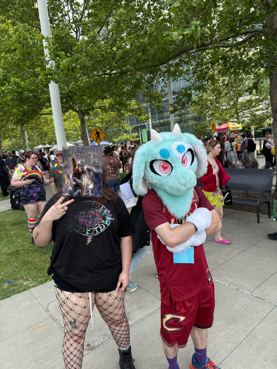mainstreamtrash's tweet photo. WHO ARE THESE FURRIES #clevelandpride https://t.co/mXfun3lYQV