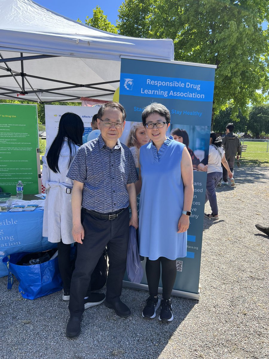 Live from Marpole Community Day! 🎉 Our RDLA Drug Prevention Exhibition is now open (11 AM–3 PM). Huge thanks to <a href="/SunitaDhirBC/">Sunita Dhir</a> for the raffle wheel and prizes. Swing by our stand for games, free gifts &amp; art activities.
#drugpolicy #DrugPrevention