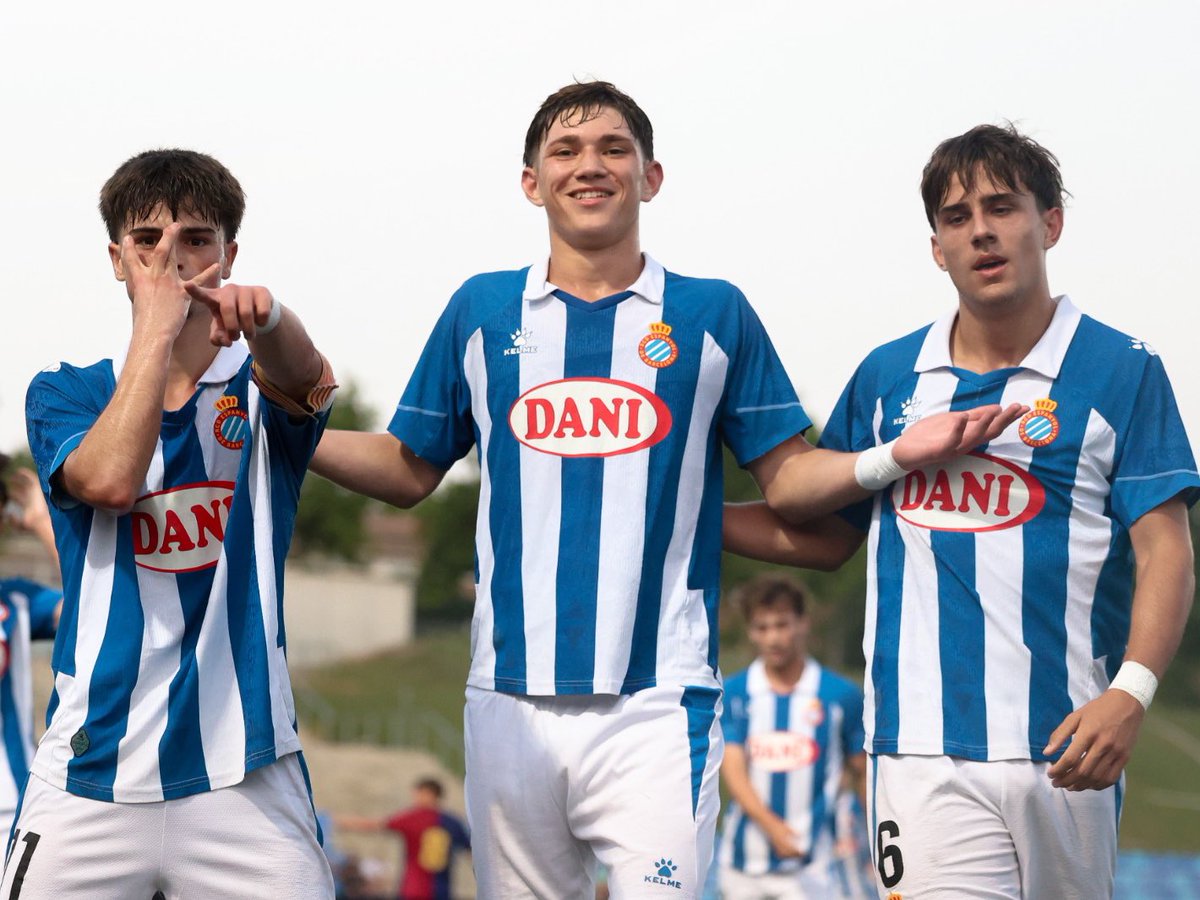 🏆 SIIIIIIIIIIII! Som campions de la Copa Catalunya Juvenil!!!

Juvenil B 3-0 FC Barcelona
⚽️ Uri Pallàs
⚽️ Hugo Crespo
⚽️ Samu Puyo

🥳 Segon any consecutiu sent campions! Enhorabona, pericos!

#RCDE #La21