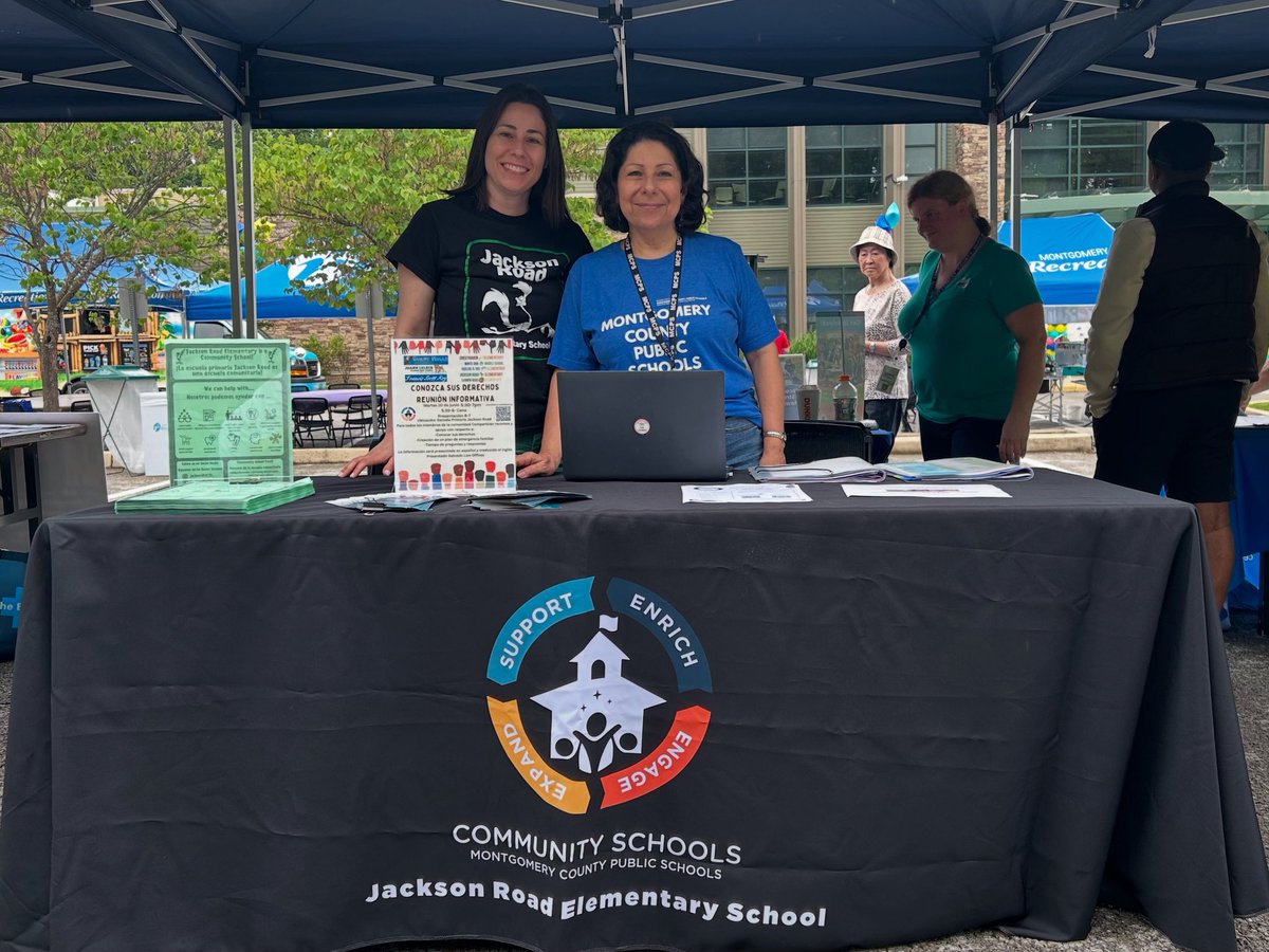 JacksonRdCSL's tweet image. Had a great time at White Oak Day! Saw Roadrunners past and present! 🥰 @velasquez_mcps @JacksonRoadAP