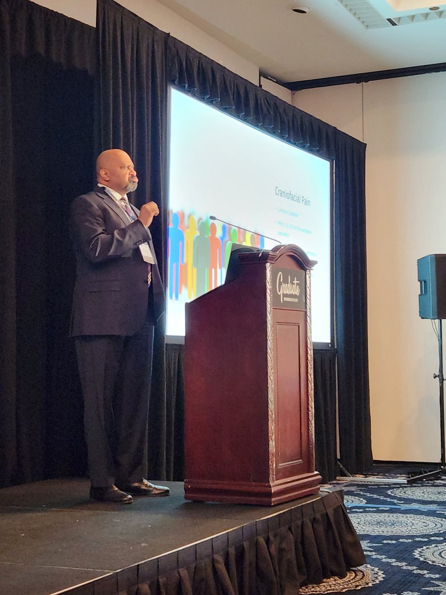In addition to Neurologists, the University of Minnesota <a href="/UMNews/">University of Minnesota</a> Pharmacists, Orofacial Pain Dentists, Neurosurgeons, and Pain Specialists all came together today at the Facial Pain Association conference. #UMNproud #multidisciplinarycare #facepain #headache