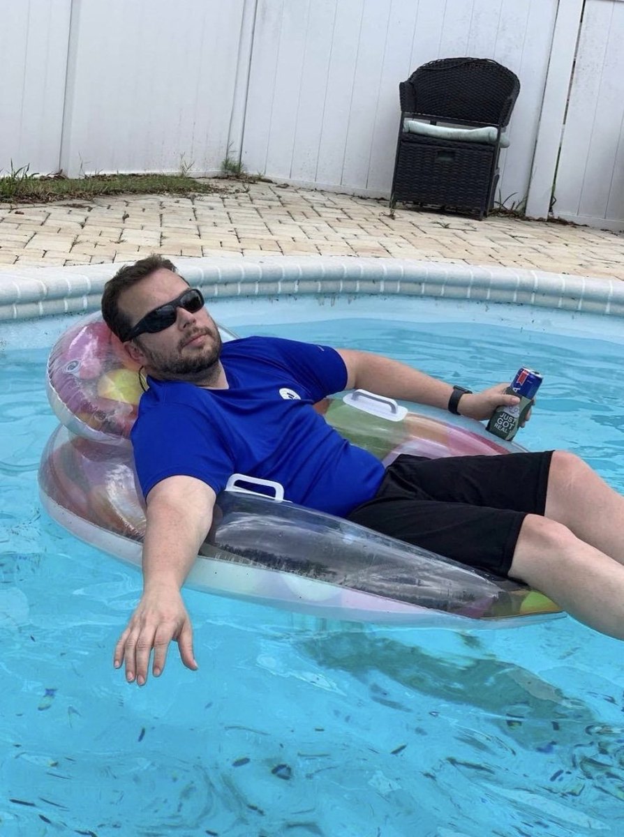 AlexGlitter7's tweet photo. CLIFFORD-#GAININGGROUND privacy struck this video. It was taken off my channel (many have as he abuses the system). 
This was a transformative video, his own words. &amp; he claimed a pic of himself in his nasty pool. 
Didn’t he call others WEAK 4 doing this to SMALL channels? 🧐 https://t.co/tYhS7PsrSR