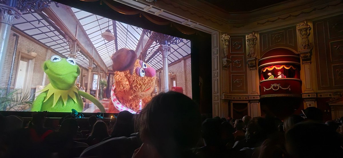KingdomParksIII's tweet photo. 10 Shows in and counting #MuppetVision3D #Muppets #SaveMuppetVision3D https://t.co/ULW5UISix6
