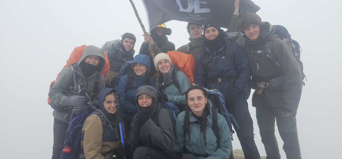 exceloutdoors's tweet photo. Fantastic week supporting @runnymedemadrid  on their @dofeuk Gold expedition in Snowdonia. 24 amazing young people pushing themselves through some difficult conditions and they were introduced to Midge, they were not impressed!! https://t.co/NXfKqY2YuX