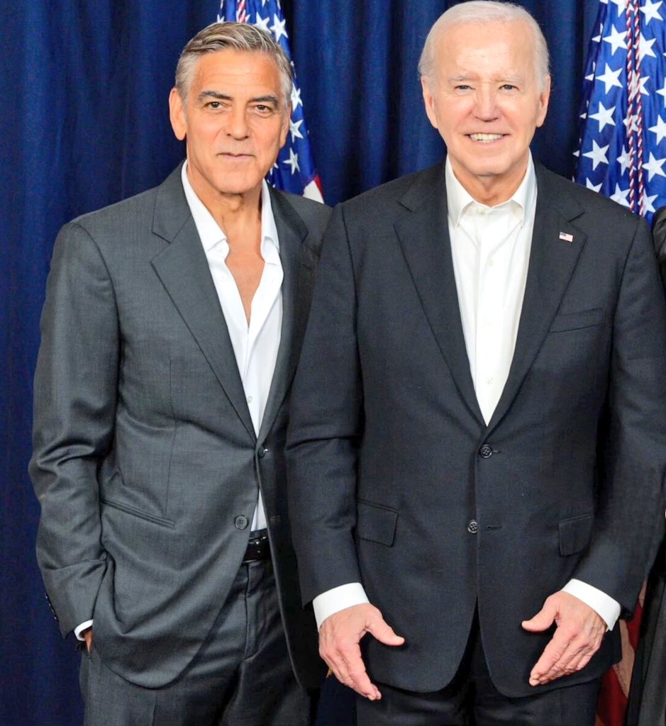 hooperstarium's tweet image. On the eve of @TheTonyAwards a bold move for @CNN & @StreamOnMax to air live tonight "Good Night and Good Luck" starring the esteemed actor that single handedly saved America;
George Clooney.
I can think of at least 1 person not watching tonight,and its not Stevie Wonder.