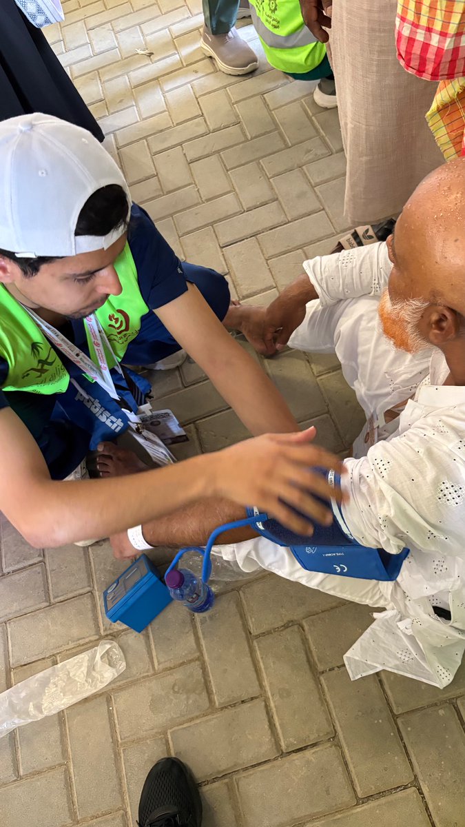 أسامة. tweet media