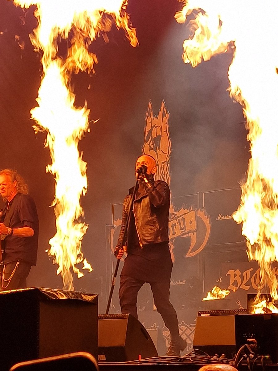 DJSamael84's tweet image. El tributo a Bathory espectacular, de lo mejor del festival.