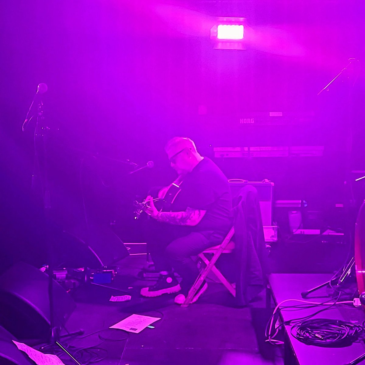 Mama ft. Antonella (@mamaftantonella) on Twitter photo Tonight, <a href="/MagicGardenUK/">Magic Garden Studio</a> was the actual incarnation of #robertjohnson. (I never ask what he's going to do if he leaves for the crossroads) #guitarist #guitargod #mamaftantonella #festivalgig #gavinmonaghan Tonight, <a href="/MagicGardenUK/">Magic Garden Studio</a> was the actual incarnation of #robertjohnson. (I never ask what he's going to do if he leaves for the crossroads) #guitarist #guitargod #mamaftantonella #festivalgig #gavinmonaghan