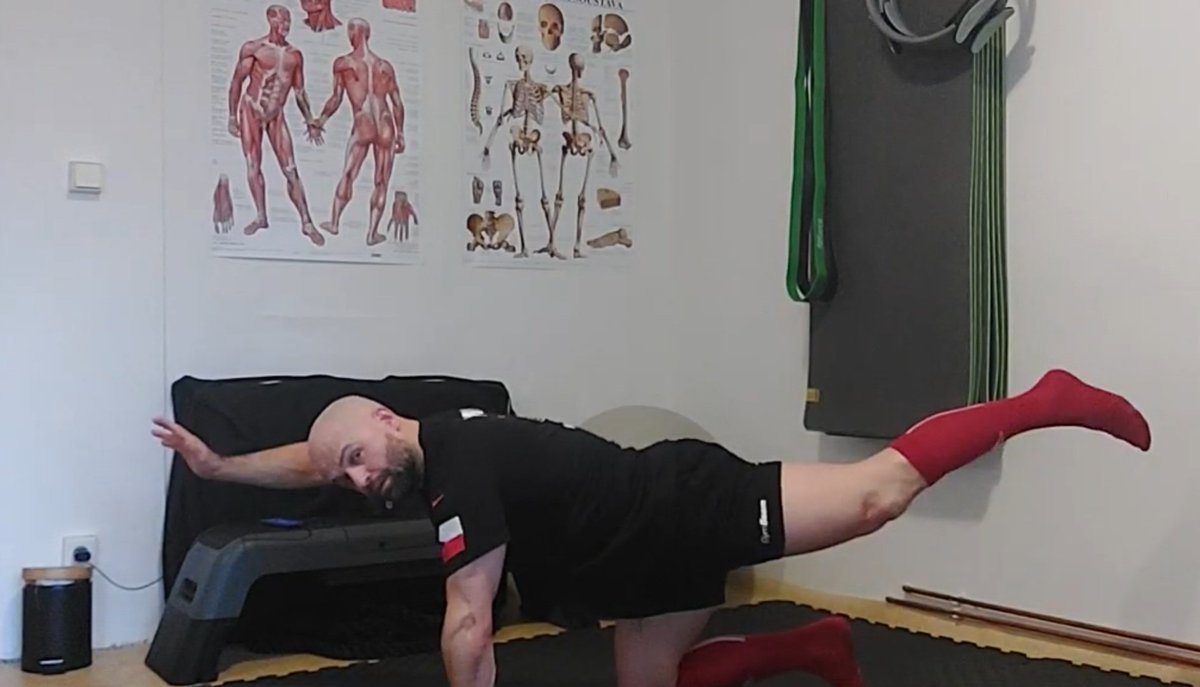 KamilTuma's tweet image. Po dlouhé době jsem se odhodlal k natočení videa na YouTube. Pokud budete mít někdy chuť, tak se podívejte a protáhněte se mnou...😉👍🏻💪🏻

➡️ kamilosobnitrener.webnode.cz

➡️ allpower.cz

#fullbodyexercise #irontherapy #allpower

youtu.be/un6IhrhcwPU?fe…