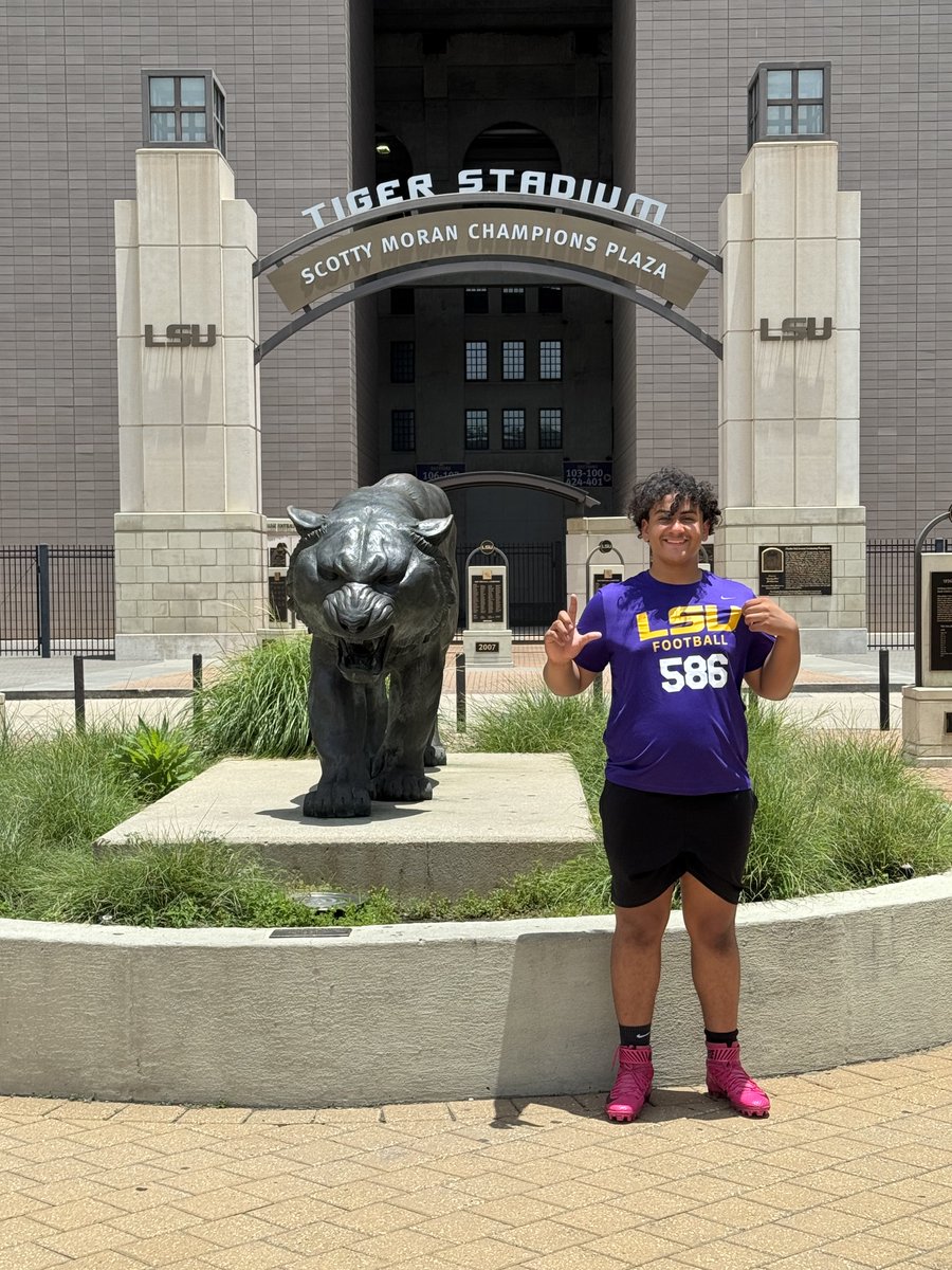 BigPapiPagan's tweet image. I want to say thank you to @LSUfootball and @coachbraddavis for the OL/DL camp. I learned a lot and had some good reps. @WbFootball #MTC #GeauxTigers