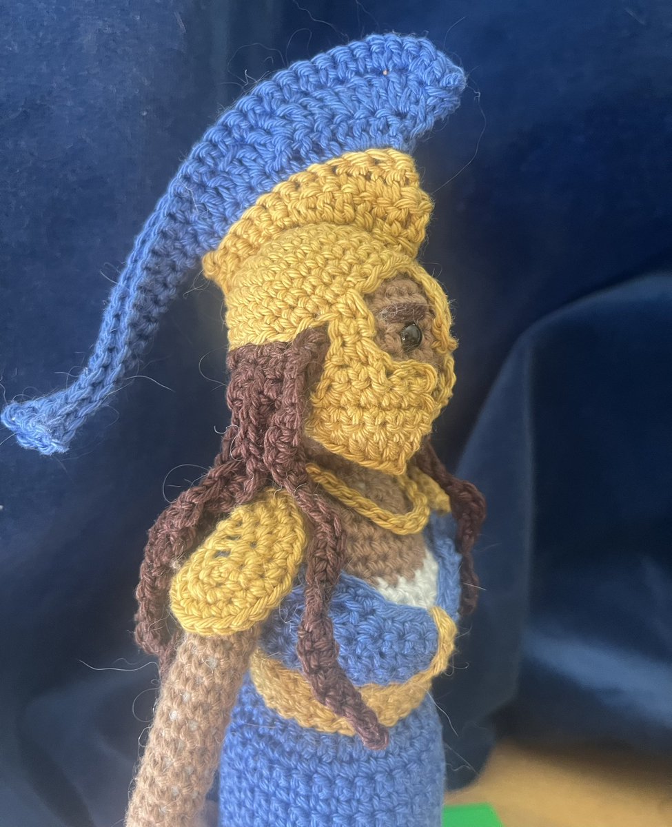 FoxTheRedCat's tweet image. Warrior of the mind, forged in wisdom and thread: Athena herself!🦉✨
—
She turned out quite a bit taller than the others🧶
(Poseidon and little Zeus design by @IllustratorNeal)
#epicthemusical #epicthemusicalfanart #athena #poseidon #crochet #GreekMythology