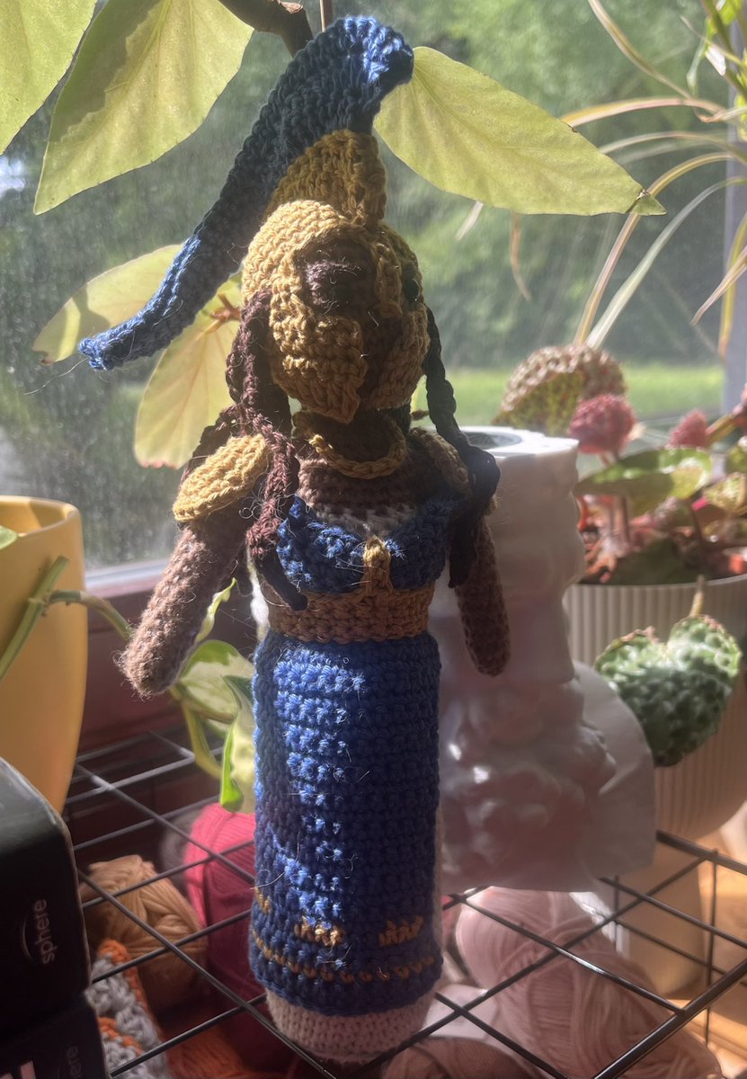 FoxTheRedCat's tweet image. Warrior of the mind, forged in wisdom and thread: Athena herself!🦉✨
—
She turned out quite a bit taller than the others🧶
(Poseidon and little Zeus design by @IllustratorNeal)
#epicthemusical #epicthemusicalfanart #athena #poseidon #crochet #GreekMythology