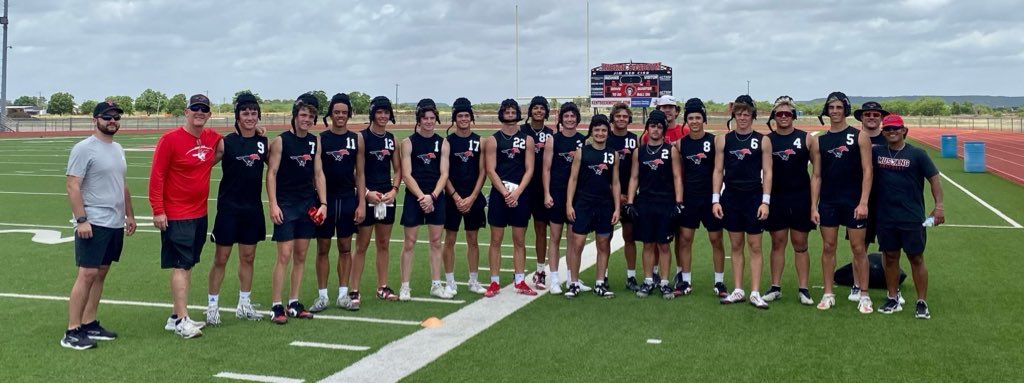 ShallyFootball's tweet image. 3-1 today! Thank you to Gladiator Proteins, owners Jason and Kasey Trotter and thank you to Kute Windows and Doors owner Tim Kute 806-765-9090 for the Sponsorship for the Shallowater Varsity 7 v 7 tournament at Jim Ned. Thankful for the water donation from Dollar General.