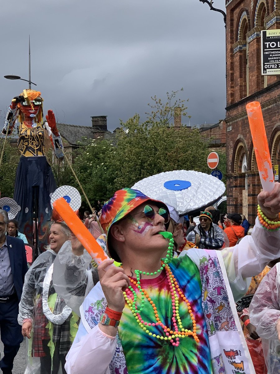 Theresa Heskins (@theresaheskins) on Twitter photo A joyous celebration of our city and its people. We all got thoroughly drenched and loved it. A privilege to join the birthday celebrations <a href="/stokeontrent100/">Stoke-on-Trent Centenary</a> A joyous celebration of our city and its people. We all got thoroughly drenched and loved it. A privilege to join the birthday celebrations <a href="/stokeontrent100/">Stoke-on-Trent Centenary</a>