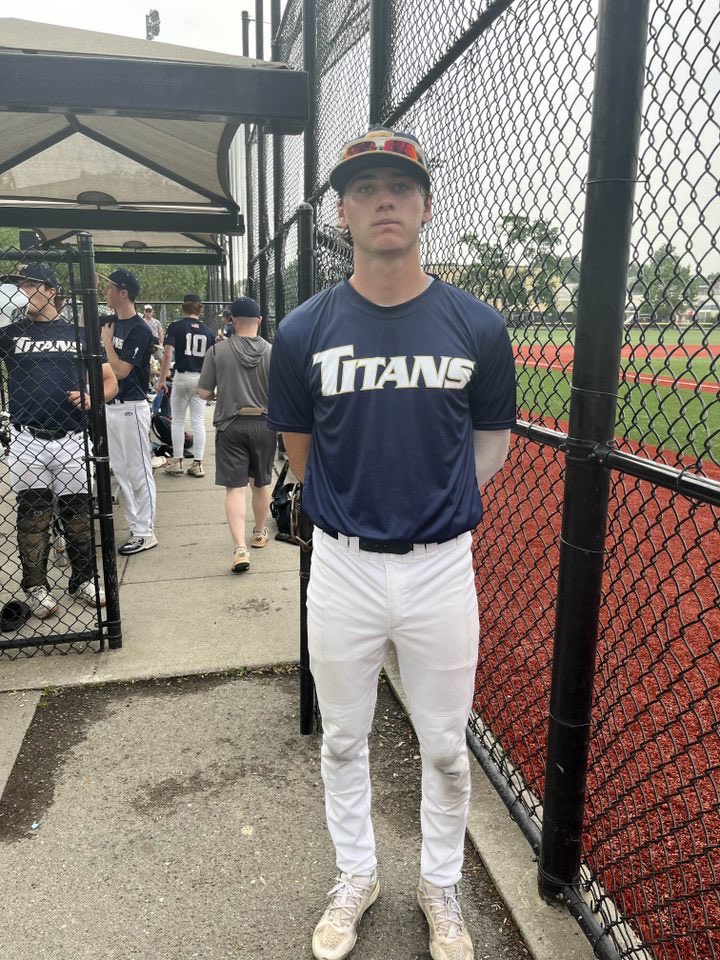 Gm 1 final @ flowers
OC Titans 8-3 over Giants

Player of the game: 
Mason Miles 
1-3 with a triple 3rbis for the OC Titans