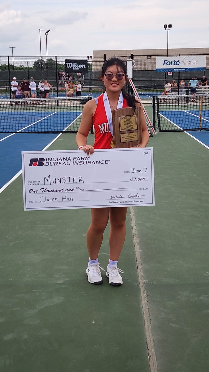 Congratulations to Claire Han for winning the <a href="/IHSAA1/">IHSAA</a> Mental Attitude Award! She is the third girls tennis player from Munster to the the award (Amy Bohling 94-95 and Mary Hill 08-09). 

Way to go, Claire! We are so proud of you. 
#eliteSTUDENTathlete 
<a href="/MUNSTERTENNIS/">MUNSTERTENNIS</a>