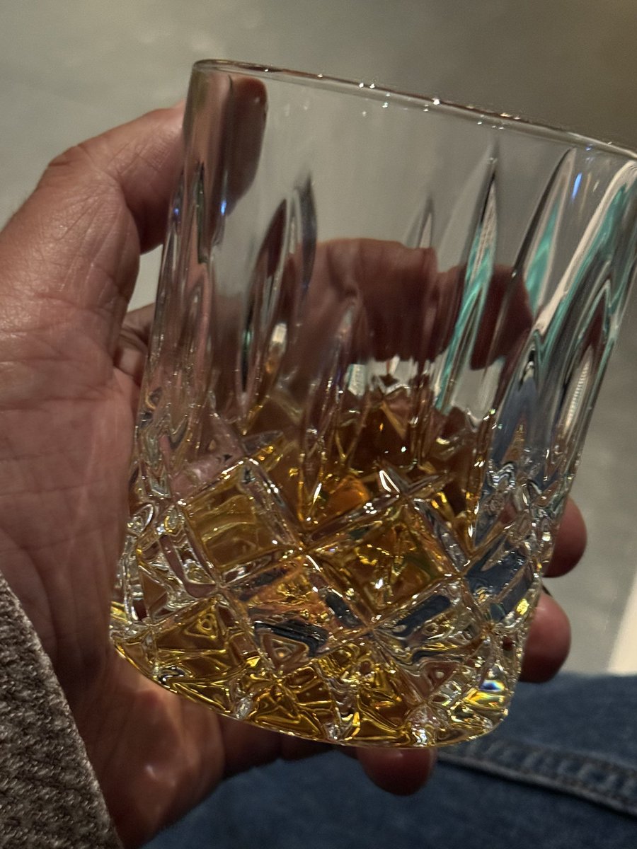 Bernhard Lindeman Mogot 🇺🇦🇪🇺❤️⚪️🔴⚪️ tweet media