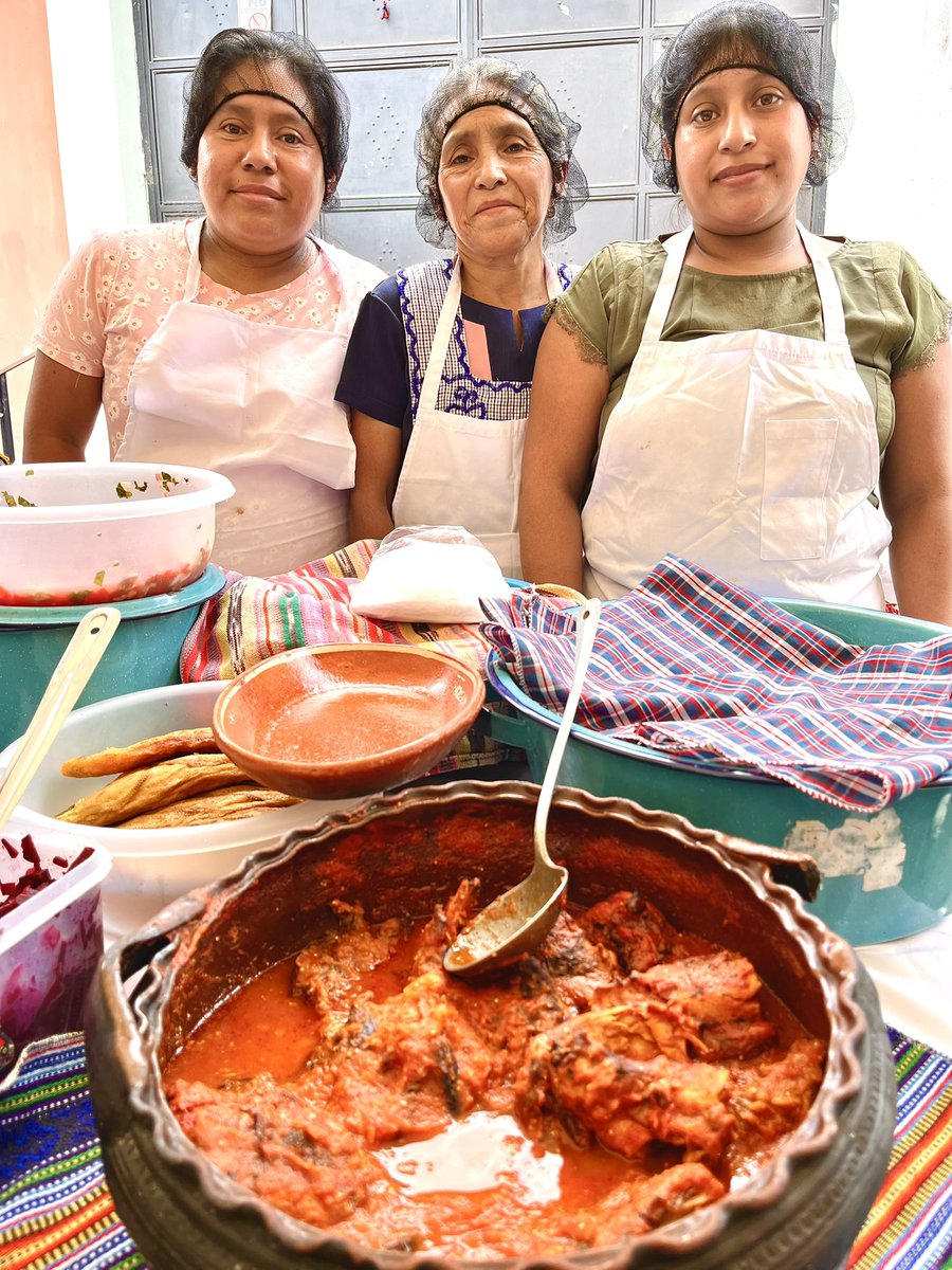 Sabores y Tradición en el 2do. Festival del Tayuyo y la Chicha Sanpedrana.

No te lo pierdas hoy y mañana domingo en San Pedro Las Huertas Antigua Guatemala.
#AntiguaGuatemala