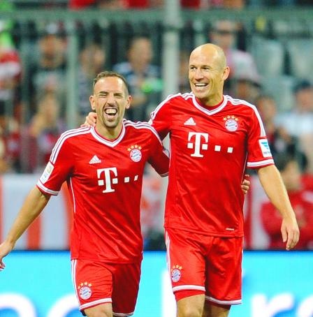 TeamCRonaldo's tweet photo. 🗣️ Arjen Robben on the Ballon d'Or 2013 :

"Cristiano Ronaldo deserved the Ballon d'Or. It's an individual award and he fully deserves it." https://t.co/Ii0tOz32nq