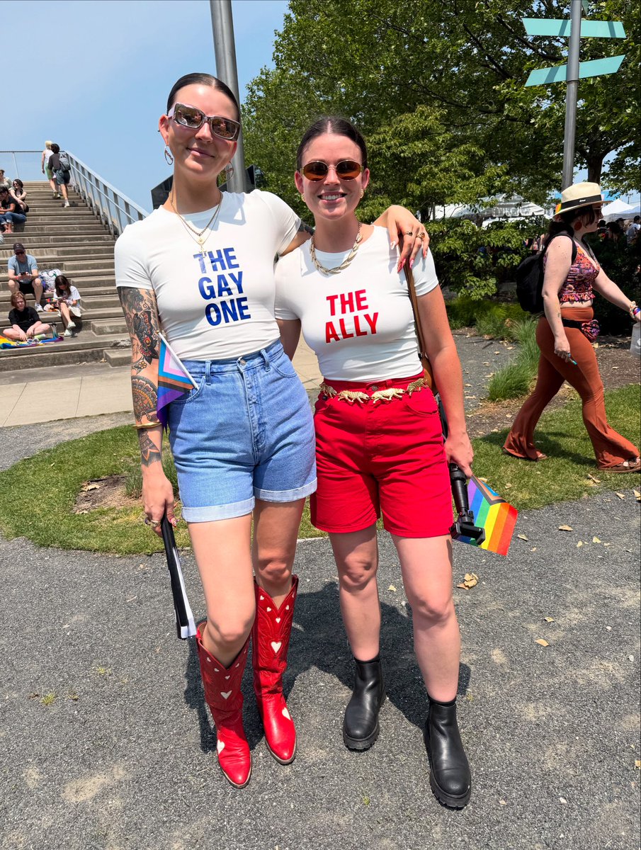 SkrticX's tweet photo. Met sisters Hannah and Carmen Christy, who were downtown for Cleveland Pride. They made their own shirts for the celebration and shared how their father grew up in Cleveland Heights. Loved hearing their story! #ClevelandPride https://t.co/XT0Fg30qPK