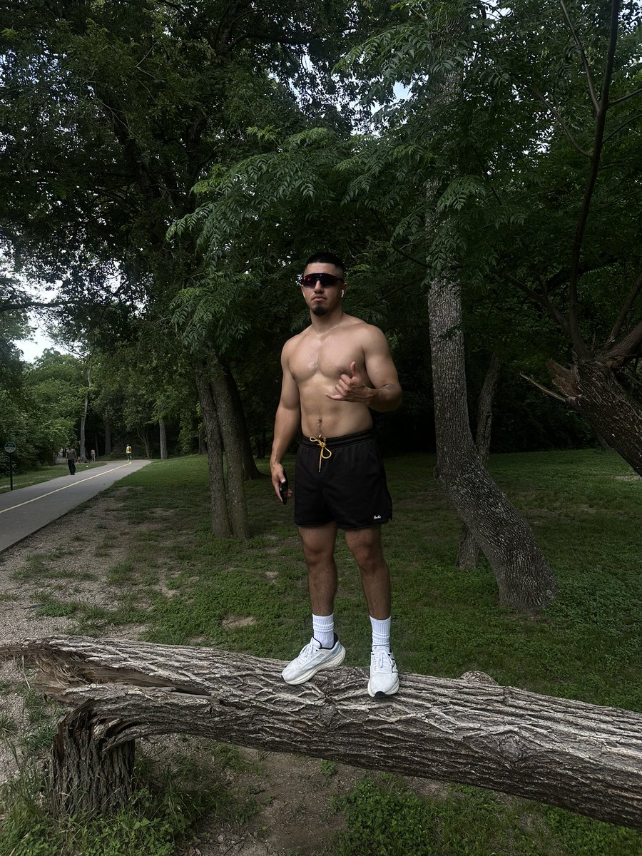 deadboyluiss's tweet image. 