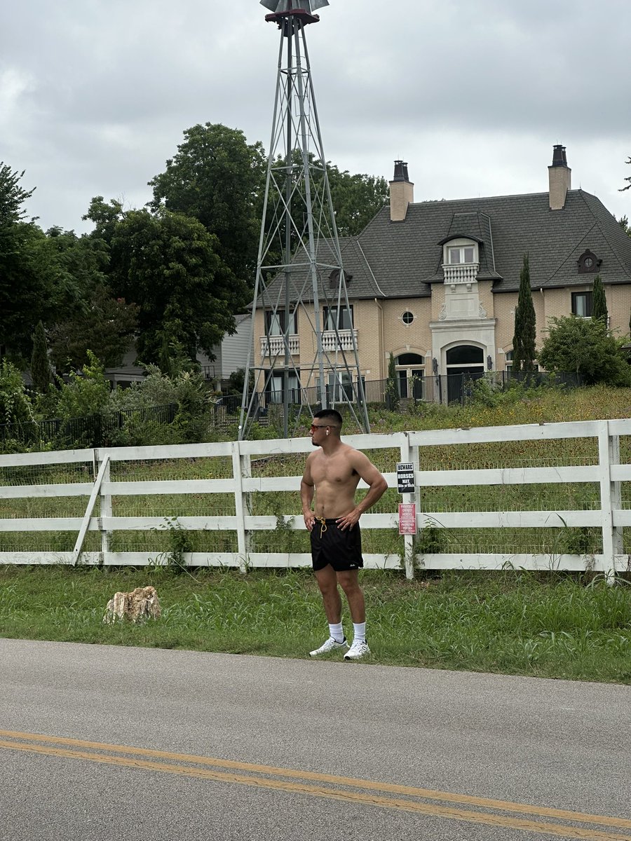 deadboyluiss's tweet image. 