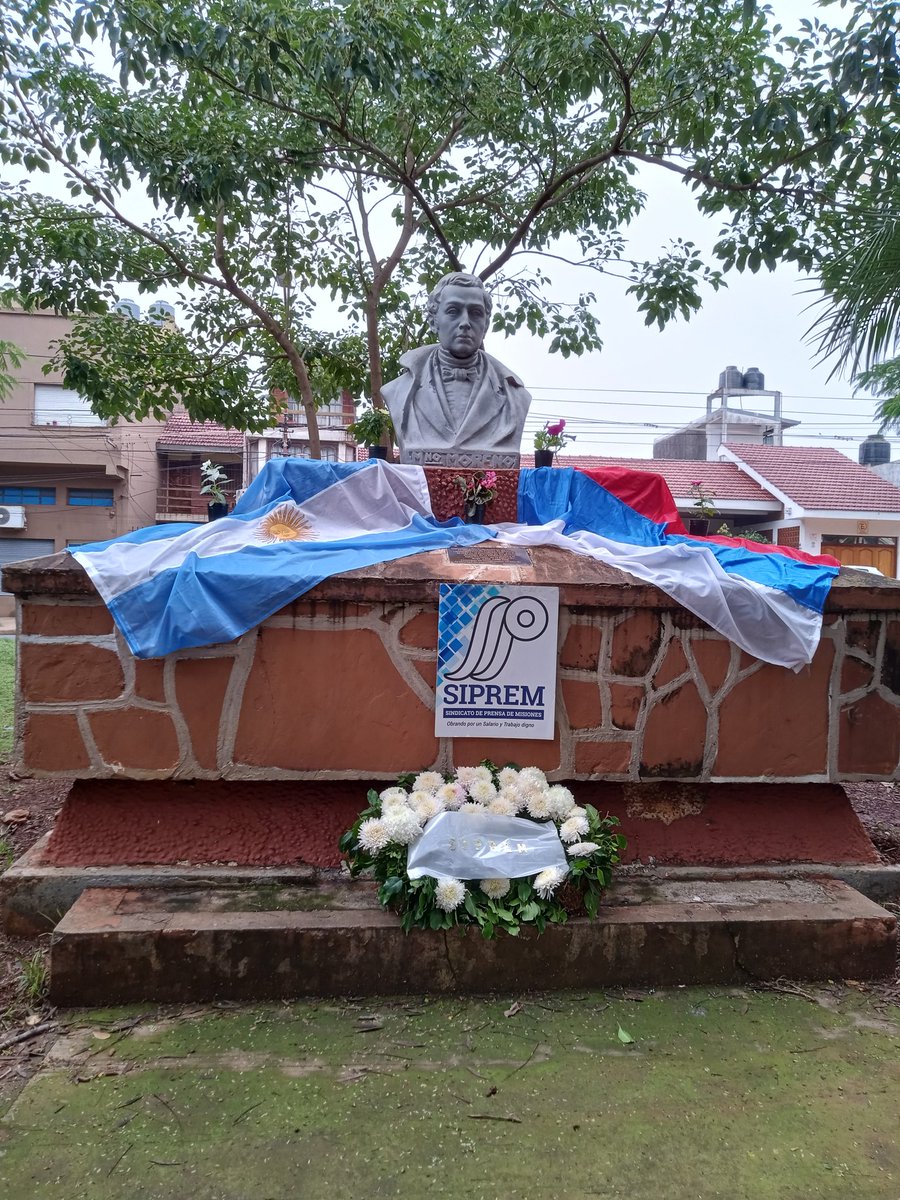 🔵 7 de junio – Día del Periodista
✊ NO ES UN DÍA DE FIESTA
💥 ES UN DÍA DE LUCHA
📰 Salarios por debajo de la pobreza
❌ Despidos, persecuciones
📃 Convenios ignorados
📺 Vaciamiento de medios públicos
📣 ¡La dignidad no se negocia!
🎙️ ¡El periodismo no se rinde
<a href="/PrensaFATPREN/">FATPREN</a>