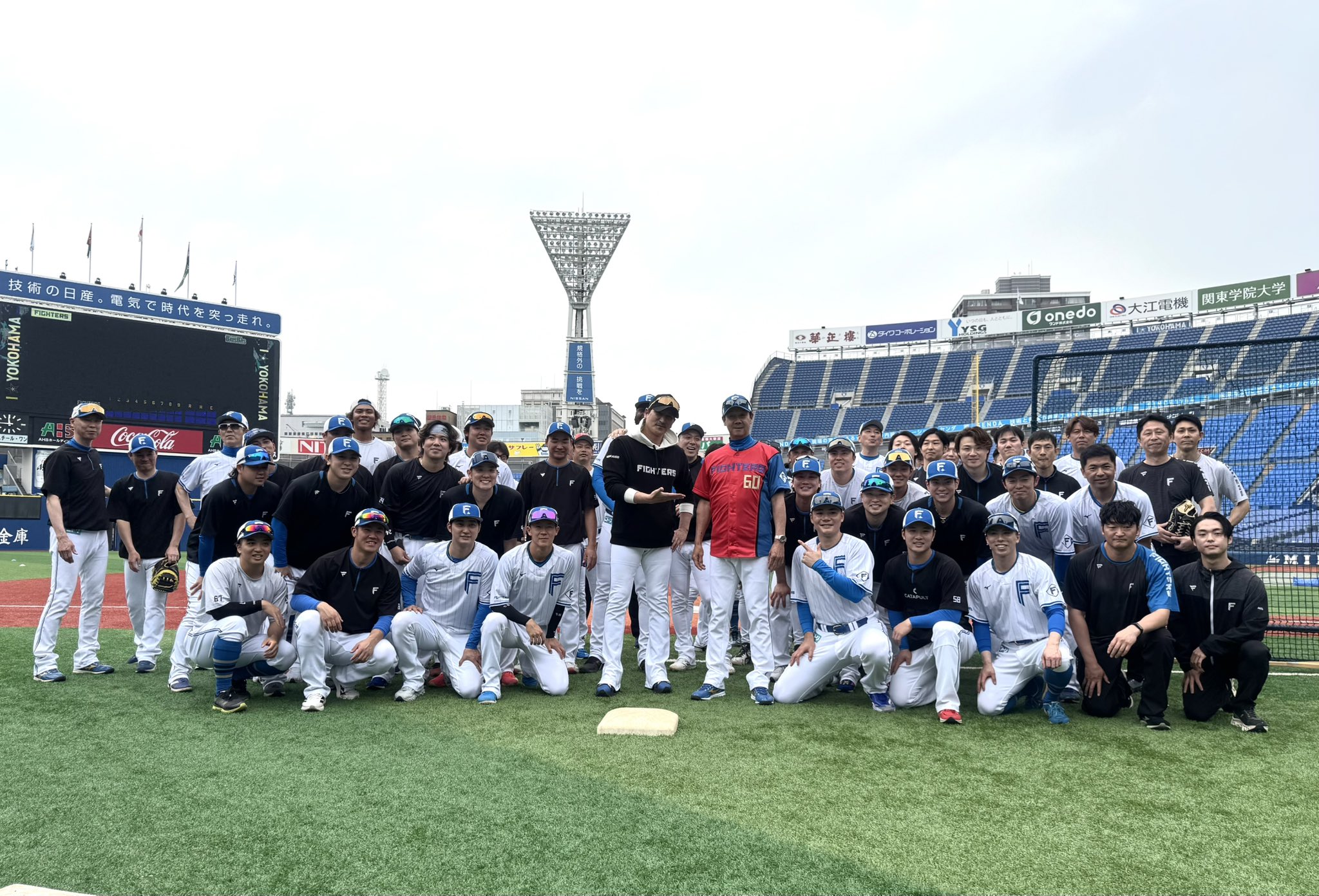 北海道日本ハムファイターズ　阪神タイガース　八木裕　ユニフォーム 北海道日本ハムファイターズ公式 on X: 