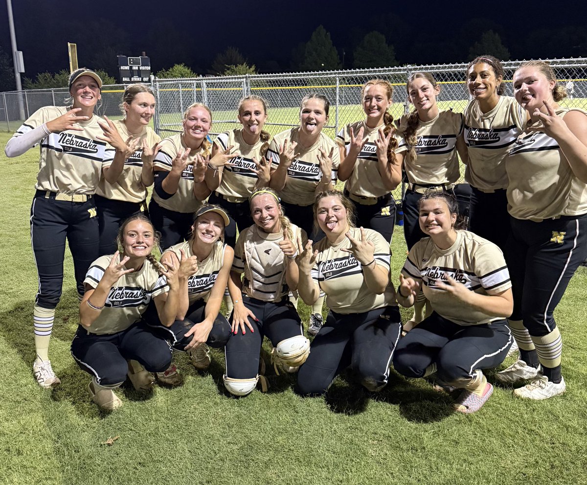 Nebraska Gold -Lytle (@negoldlytle) on Twitter photo game 2 update
W 5-2
<a href="/JadaBerke2369/">Jada Berke</a> & <a href="/AveLongshore/">Avery Longshore</a> in the ⭕️
back tomorrow at 5:15pm on field 5 game 2 update
W 5-2
<a href="/JadaBerke2369/">Jada Berke</a> & <a href="/AveLongshore/">Avery Longshore</a> in the ⭕️
back tomorrow at 5:15pm on field 5