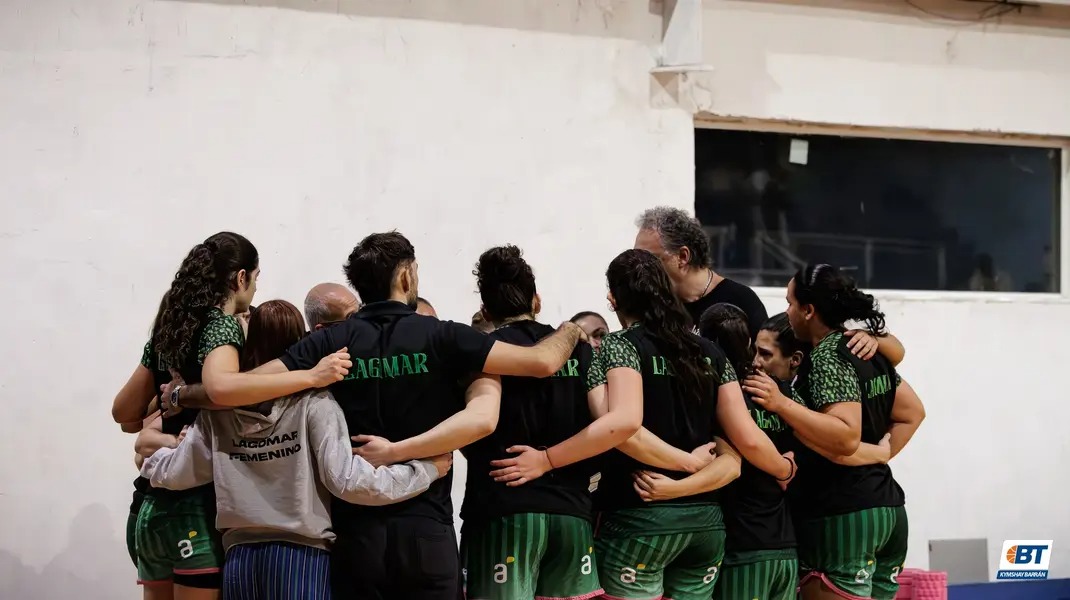 Basquet Total (@basquettotal) on Twitter photo #LFBxBT | QUEVEDO || PIERRI BASKET SESSION #8
Con un partidazo de la paraguaya Betty Quevedo, Lagomar consiguió su quinto triunfo del campeonato venciendo 61-55 a Yale.
📝 <a href="/Mcaballero_03/">Matías Caballero</a>
👉 wp.me/p6K7W2-Yls #LFBxBT | QUEVEDO || PIERRI BASKET SESSION #8
Con un partidazo de la paraguaya Betty Quevedo, Lagomar consiguió su quinto triunfo del campeonato venciendo 61-55 a Yale.
📝 <a href="/Mcaballero_03/">Matías Caballero</a>
👉 wp.me/p6K7W2-Yls