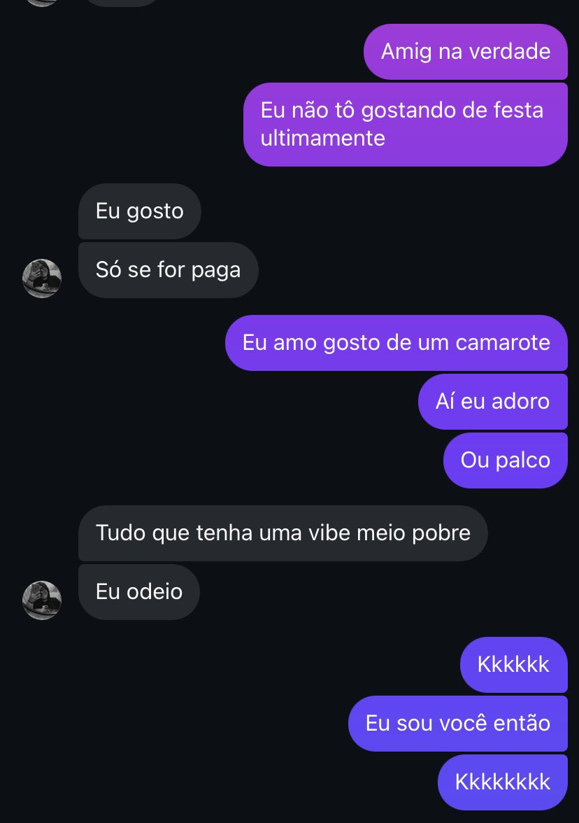 vittxin's tweet photo. Eu e a  Big mãe no dia mais fraco do espírito rico 💆🏽‍♂️ ala https://t.co/eRUKaqEvUi