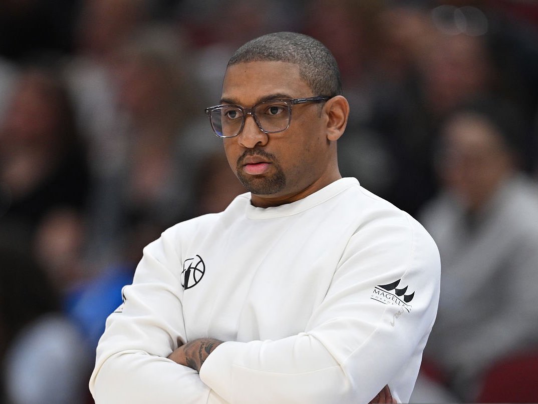 I talk hoops 🏀 tweet media