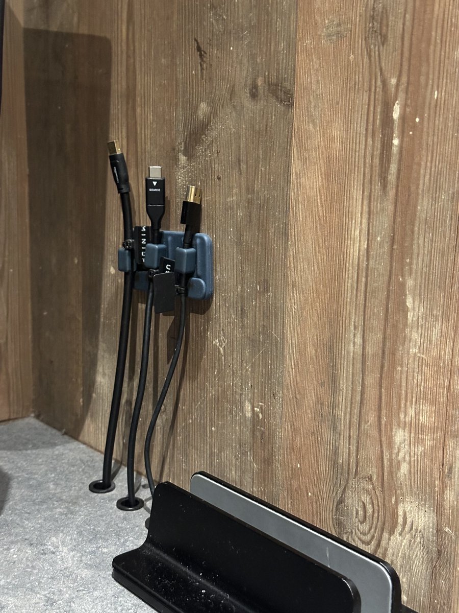 nomadcafe_'s tweet photo. とんでもない作業特化カフェがみなとみらい駅直結にあります🫢モニターありのボックス席がずらり！もちろん追加料金なし、プリンあり🍮 クリームソーダあり🥤ボックス席以外でも電源Wi-Fiあります！

UNI COFFEE ROASTERY MARK IS みなとみらい店
横浜市西区みなとみらい3-5-1 B4F
7:00-20:00 https://t.co/ZFrlY2NZKU