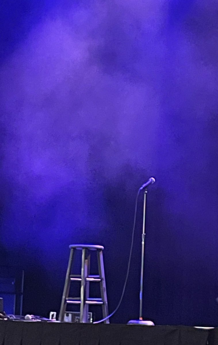 JoyeStoreyRoss's tweet photo. Only thing missing is Momma Termite! Excited for an evening of levity and laughter with @kathleenmadigan with My Smile, @HoldemMedia_Dan https://t.co/e5YAqHF7jg